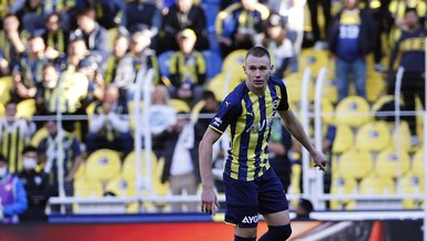 FENERBAHÇE HABERLERİ: Fenerbahçeli Attila Szalai adım adım Barcelona'ya transfer oluyor!