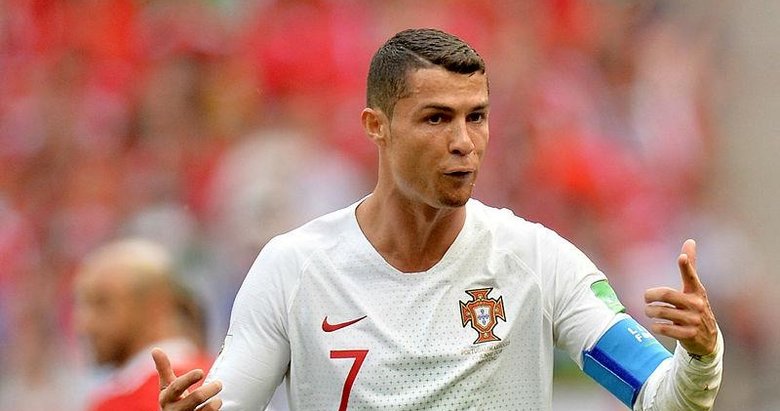 Hakem maçtan sonra Ronaldo'nun formasını istedi iddiası