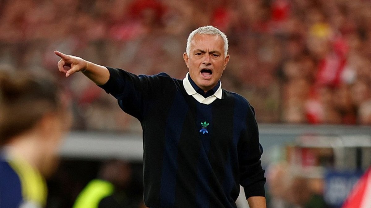 Jose Mourinho için flaş iddia! Yeni adresi…