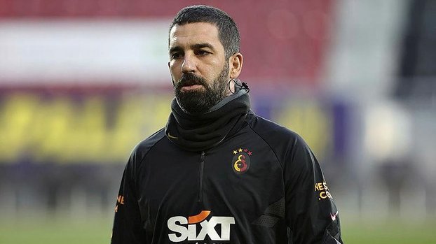 Arda Turan'dan flaş açıklama! “Ne olduysa beni oynatmadı #