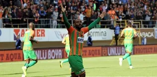 Vagner Love mesaj yolladı