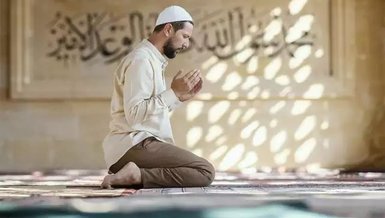 TESBİH NAMAZI NEDİR? Tesbih namazı ne zaman kılınır? Tesbih namazı kaç rekat? Tesbih namazı duası ve kılınışı
