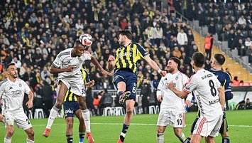 Penaltı VAR uyarısıyla geldi