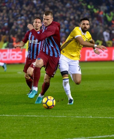 Trabzonspor-Fenerbahçe karşılaşmasından kareler