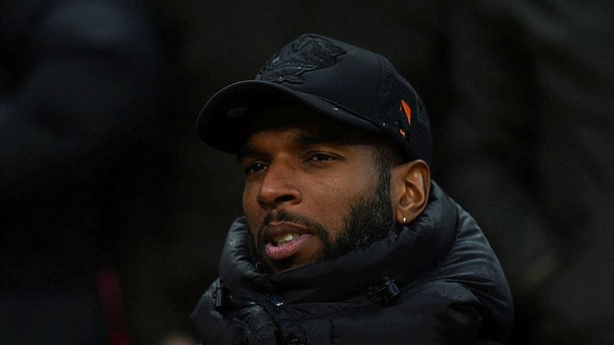 Ryan Babel futbol kariyerini noktaladı!