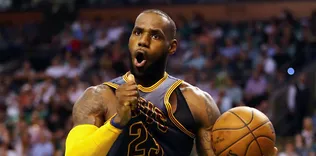 LeBron James, Kobe Bryant ve Karl Malone’u yakaladı