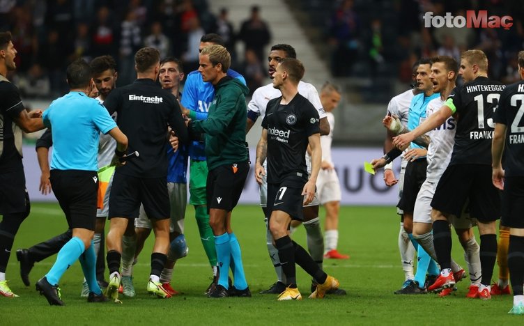 Eintracht Frankfurt - Fenerbahçe maçında penaltı neden tekrar edilmedi? İşte o kural...