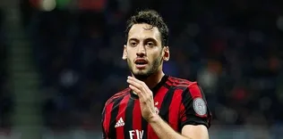 Hakan Çalhanoğlu’dan ayrılık açıklaması!