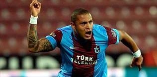 Adrian&Henrique'de meğer kriz varmış