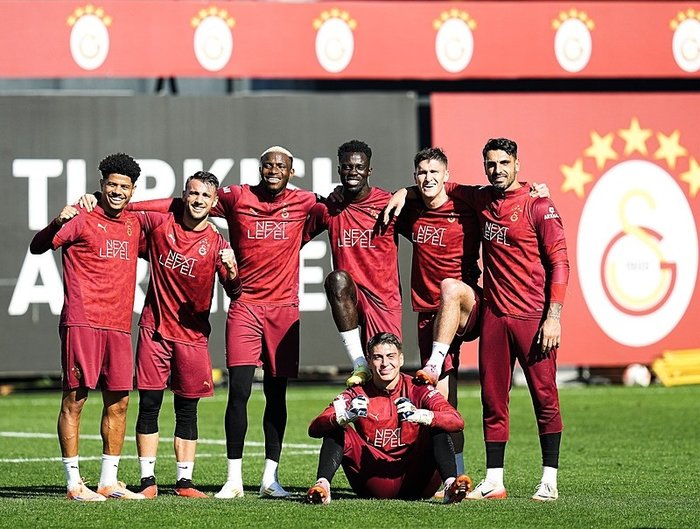 galatasaray-trabzonspor-derbisi-muhtemel-11ler-galatasaray-trabzonspor-maci-ne-zaman-saat-kacta-hangi-kanalda-1761972166162.jpeg Galatasaray - Trabzonspor maçı yayın bilgileri!