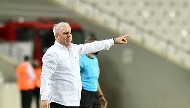 Son dakika spor haberi: Cluj Teknik Direktörü Sumudica tesislere sokulmadı!