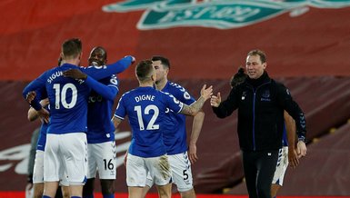 Liverpool lose to Everton in Merseyside derby