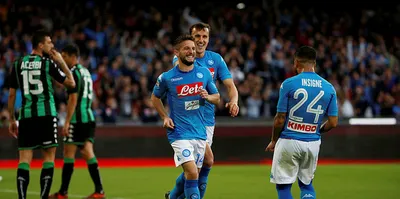 Napoli fırtınası sürüyor!
