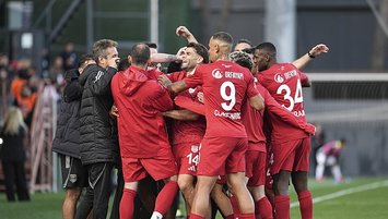 Pendik liderliğe yükseldi!