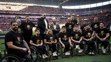 Şampiyondan selamlama