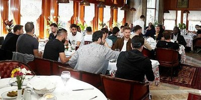Galatasaray Futbol Takımı, öğle yemeğinde bir araya geldi