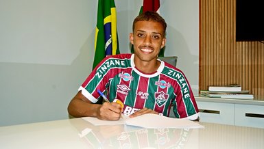 Fluminense Felipe Melo'nun oğlu Davi ile 2025 yılına kadar sözleşme imzaladı