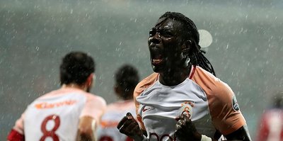 Gomis rekor peşinde