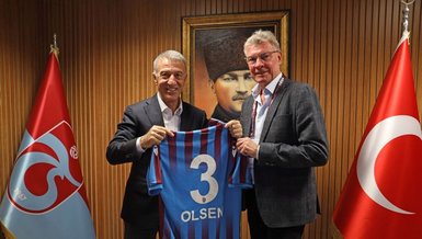 Lars Olsen kulübü ziyaret etti