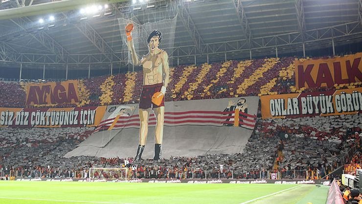 Fenerbahce Den Dikkat Ceken Koreografi Fenerbahce Galatasaray Son Dakika Fenerbahce Haberleri