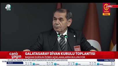 >Dursun Özbek: Gazetecisi, şarkıcısı, mankeni...
