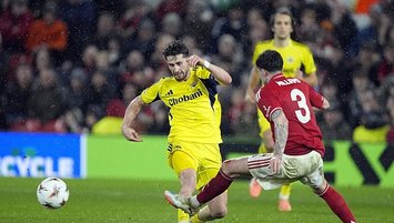 İsmail göz doldurdu