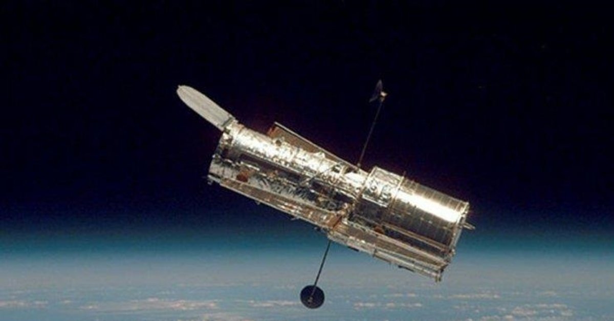 hubble uzay teleskobu einstein halkasini goruntuledi fotomac