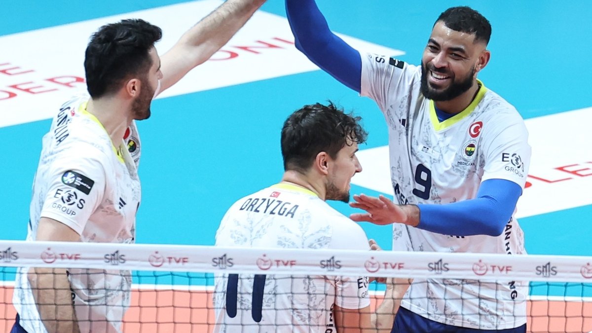 Fenerbahçe Medicana evinde set vermedi!