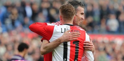 Van Persie attı Feyenoord kazandı