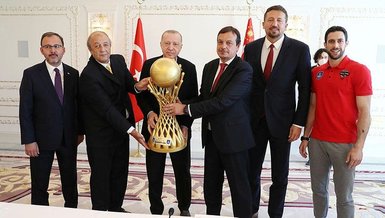 Son dakika spor haberleri: Başkan Recep Tayyip Erdoğan Anadolu Efes'i kabul etti