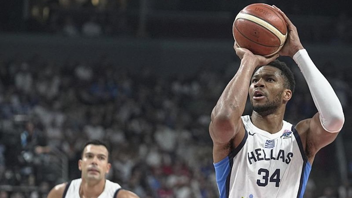Antetokounmpo özür diledi