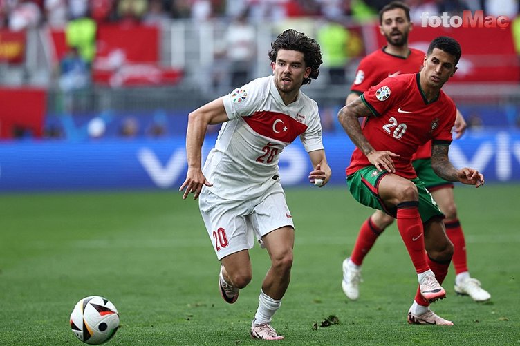 Tin chuyển nhượng tối 10/7: Dani Olmo xác nhận đến Man United; MU chiêu mộ 'phương án B' vụ De Ligt