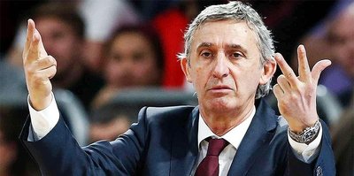 Pesic bir yıl daha Barcelona'da