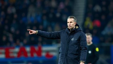 Feyenoord’da Van Persie dönemi resmen başladı!