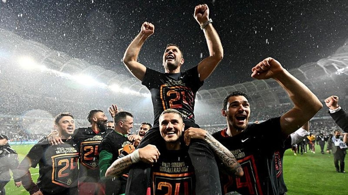 İcardi’den Buruk’a: Hazır geleceğim