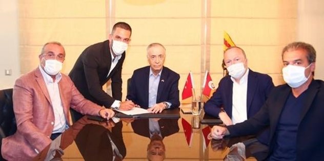 Arda Turan resmen Galatasaray'da!
