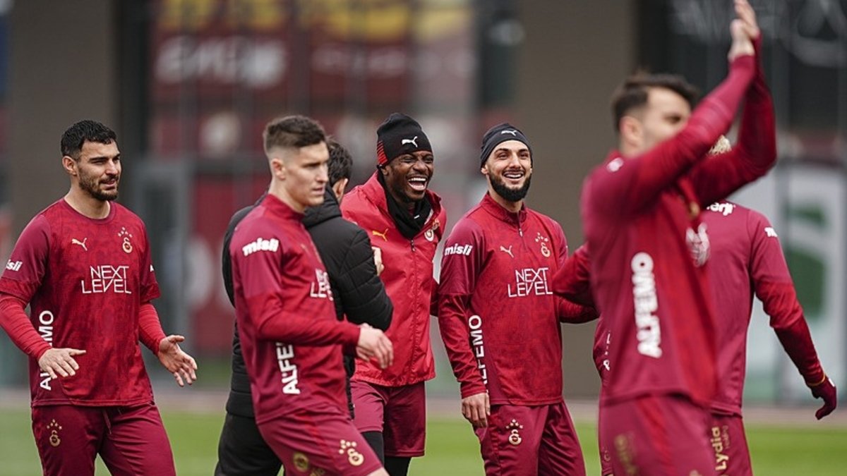 Galatasaray'ın Natura Dünyası Gençlerbirliği kamp kadrosu açıklandı! Osimhen...