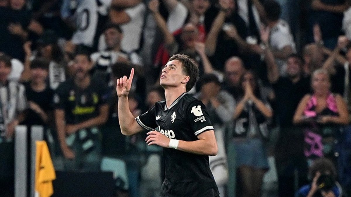 UEFA Şampiyonlar Ligi'nde Kenan Yıldız'ın gecesi! 1 gol 1 asist UEFA Şampiyonlar Ligi'nde Kenan Yıldız'ın gecesi! 1 gol 1 asist