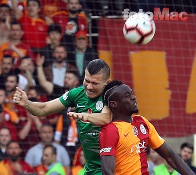Galatasaray’da Diagne tarihe geçti!