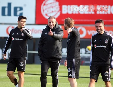 Abdullah Avcı ideal kadrosuna kavuştu! İşte Beşiktaş’ın Konyaspor 11’i...