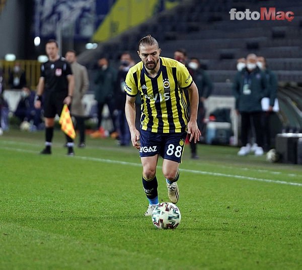 Son dakika spor haberi: Fenerbahçe Teknik Direktörü Emre Belözoğlu'dan flaş 11 kararı! Gaziantep maçında...