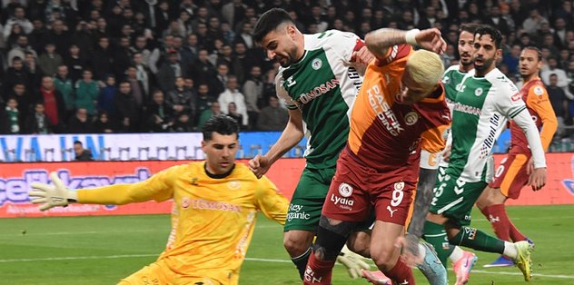 Galatasaray'ın golü ofsayta takıldı!