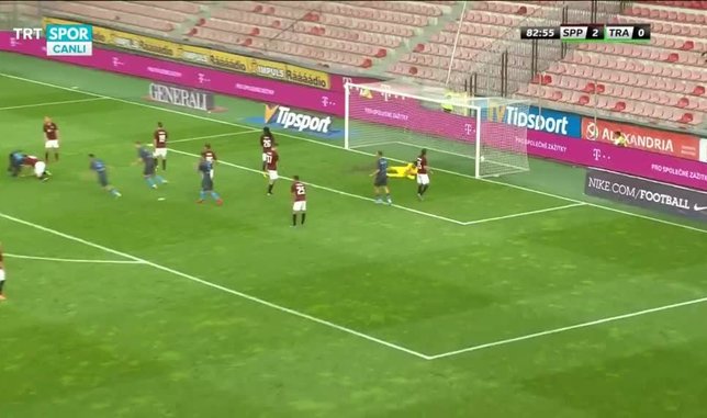 Ekuban'dan müthiş gol!