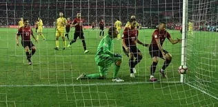 Yenilgi yüzü görmedi