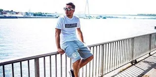 Ses sanatçısı Poldi