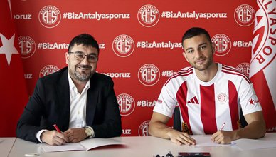Antalyaspor’un yeni transferi Emrecan Uzunhan imzayı attı!