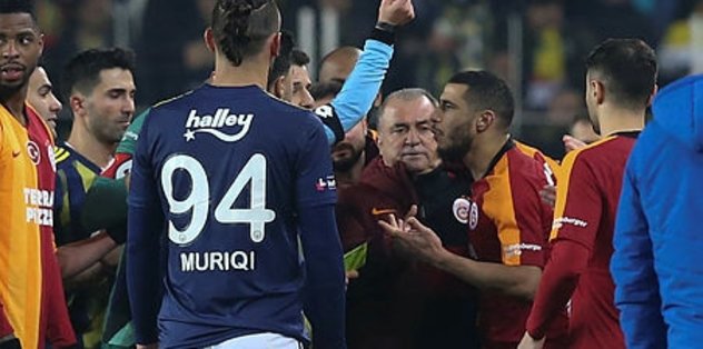Derbide Buyuk Olay 3 Kirmizi Kart Cikti Son Dakika Fenerbahce Haberleri Fotomac