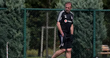 Beşiktaş’a şok! Transfer zora girdi