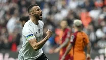 Romain Saiss gitti