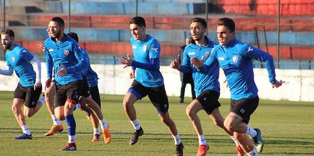 Karabükspor’da Osmanlıspor maçı hazırlıkları başladı